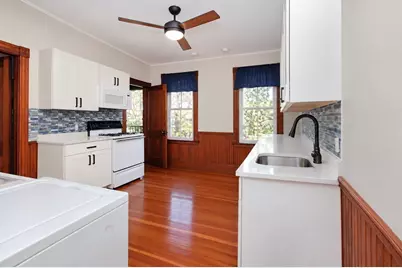 22 Welles Avenue, Boston, MA 02124 - Photo 5