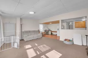 97 Pleasant St, Ware, MA 01082 - Photo 13