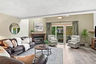 6 Spruce Pond Rd, Franklin, MA 02038 - Photo 9