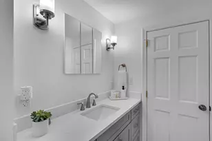7 Garrison Dr, Plainville, MA 02762 - Photo 13