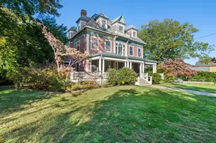 945 Beacon St, Newton, MA 02459 - Photo 41
