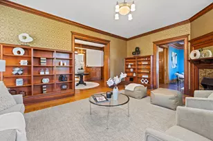 945 Beacon St, Newton, MA 02459 - Photo 9