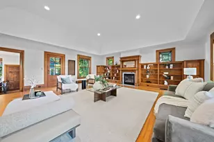 945 Beacon St, Newton, MA 02459 - Photo 11