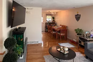 43 Regency Dr, Holliston, MA 01746 - Photo 3