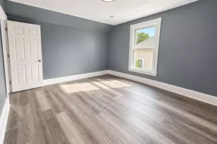 986 Main St, Clinton, MA 01510 - Photo 5