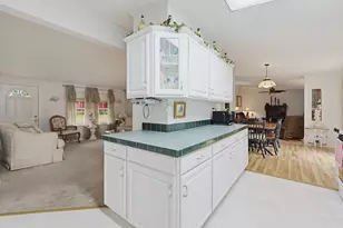 34 Deer Run, Brookfield, MA 01506 - Photo 5
