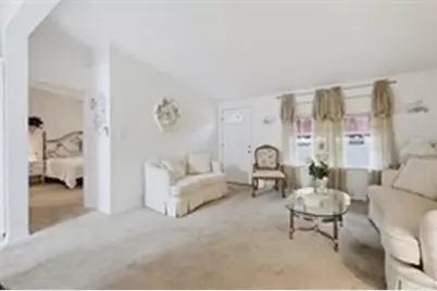 34 Deer Run, Brookfield, MA 01506 - Photo 9