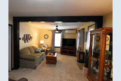 21 Elm St, Grafton, MA 01536 - Photo 11
