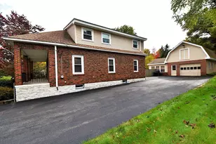 21 Elm St, Grafton, MA 01536 - Photo 5