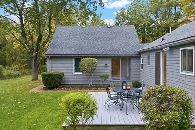 31 Wheaton Ave, Rehoboth, MA 02769 - Photo 3