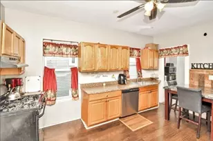 25 Barry St, Boston, MA 02125 - Photo 3