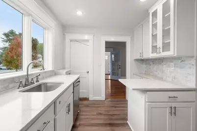63 Willow Ave, Quincy, MA 02170 - Photo 5