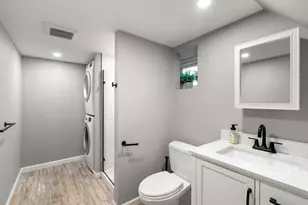 63 Willow Ave, Quincy, MA 02170 - Photo 25