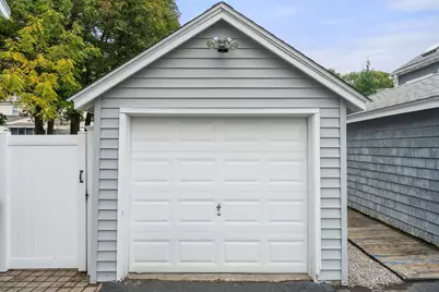 63 Willow Ave, Quincy, MA 02170 - Photo 31