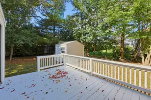 51 Robin, Somerset, MA 02726 - Photo 33