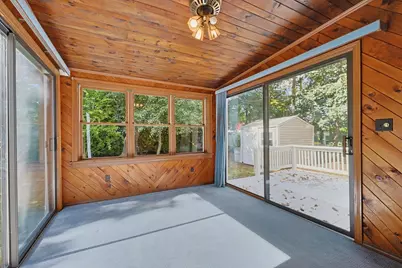 51 Robin, Somerset, MA 02726 - Photo 21