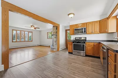 51 Robin, Somerset, MA 02726 - Photo 15