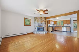 51 Robin, Somerset, MA 02726 - Photo 9