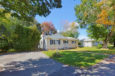 51 Robin, Somerset, MA 02726 - Photo 3