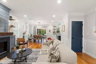 54 Pleasant St, Medford, MA 02155 - Photo 5