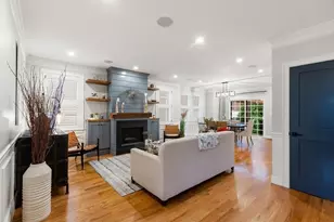 54 Pleasant St, Medford, MA 02155 - Photo 7