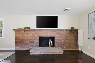 30 Taft Ln, Dedham, MA 02026 - Photo 5