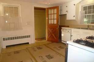107 Spring St, Wakefield, MA 01880 - Photo 11