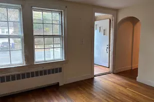 107 Spring St, Wakefield, MA 01880 - Photo 5