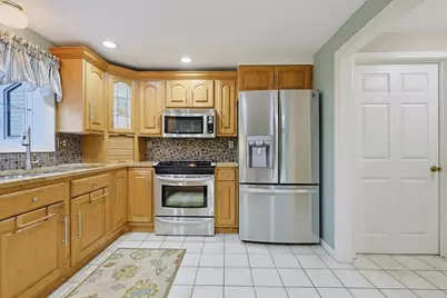 35 Union Sq #35, Randolph, MA 02368 - Photo 15