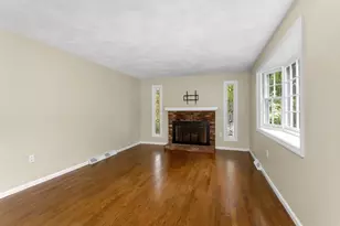 98 Miller St, Franklin, MA 02038 - Photo 5