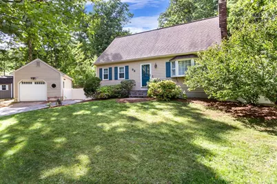 98 Miller St, Franklin, MA 02038 - Photo 1
