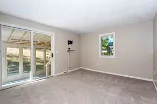 98 Miller St, Franklin, MA 02038 - Photo 17