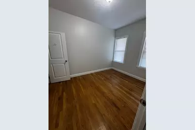11 Lynn St #1, Chelsea, MA 02150 - Photo 3