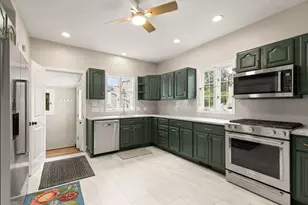 258 Cross St, Winchester, MA 01890 - Photo 3