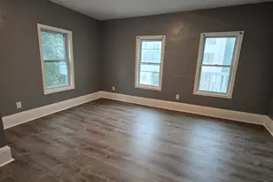 30 Columbia St, Worcester, MA 01604 - Photo 11
