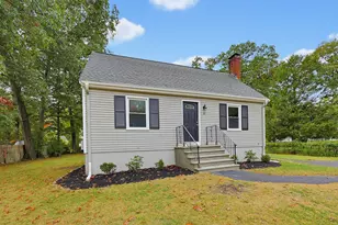 20 Overlook Dr, Bellingham, MA 02019 - Photo 1