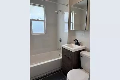 10 Rockdale Ave, Lowell, MA 01854 - Photo 33
