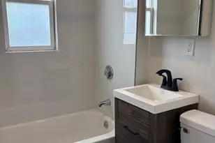 10 Rockdale Ave, Lowell, MA 01854 - Photo 33