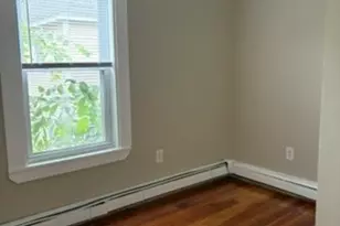 10 Rockdale Ave, Lowell, MA 01854 - Photo 15