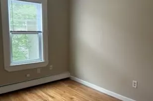 10 Rockdale Ave, Lowell, MA 01854 - Photo 17