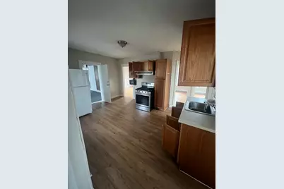10 Rockdale Ave, Lowell, MA 01854 - Photo 21