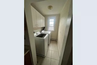 10 Rockdale Ave, Lowell, MA 01854 - Photo 35