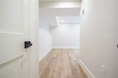 43 Boston St #A, Somerville, MA 02143 - Photo 23