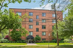 128 Pleasant St, Arlington, MA 02476 - Photo 1