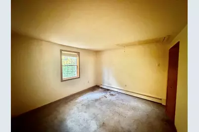 40 Fairview Ave, Ashburnham, MA 01430 - Photo 15