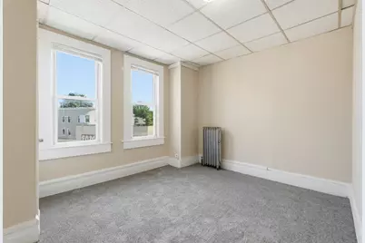281 Belmont Ave #2R, Springfield, MA 01108 - Photo 11