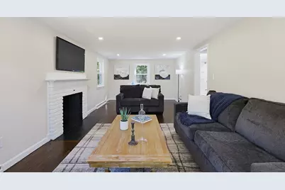 127 Crescent Pl, Hanson, MA 02341 - Photo 15