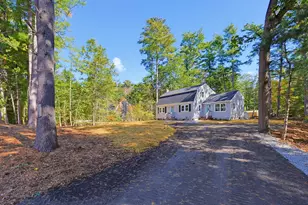 127 Crescent Pl, Hanson, MA 02341 - Photo 39