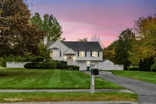 6 Clover Hill Rd, Sutton, MA 01590 - Photo 3