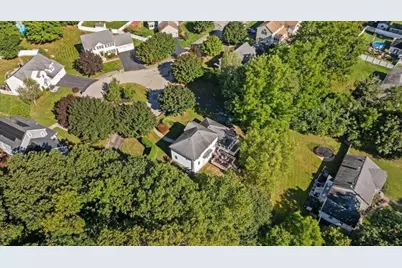 2 Gwen Dr, Auburn, MA 01501 - Photo 41
